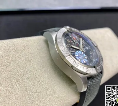 Breitling Avenger E1338310 M534 253S E20DSA.2 GF Factory 1:1 Best Edition Replica Watch Swiss ETA7750